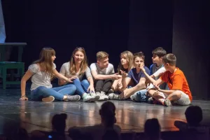 Pročitajte više o članku “Crveno burence” na 17. Festivalu Maslačak