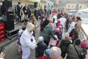 Pročitajte više o članku Dočekana dječja Nova 2016. godina