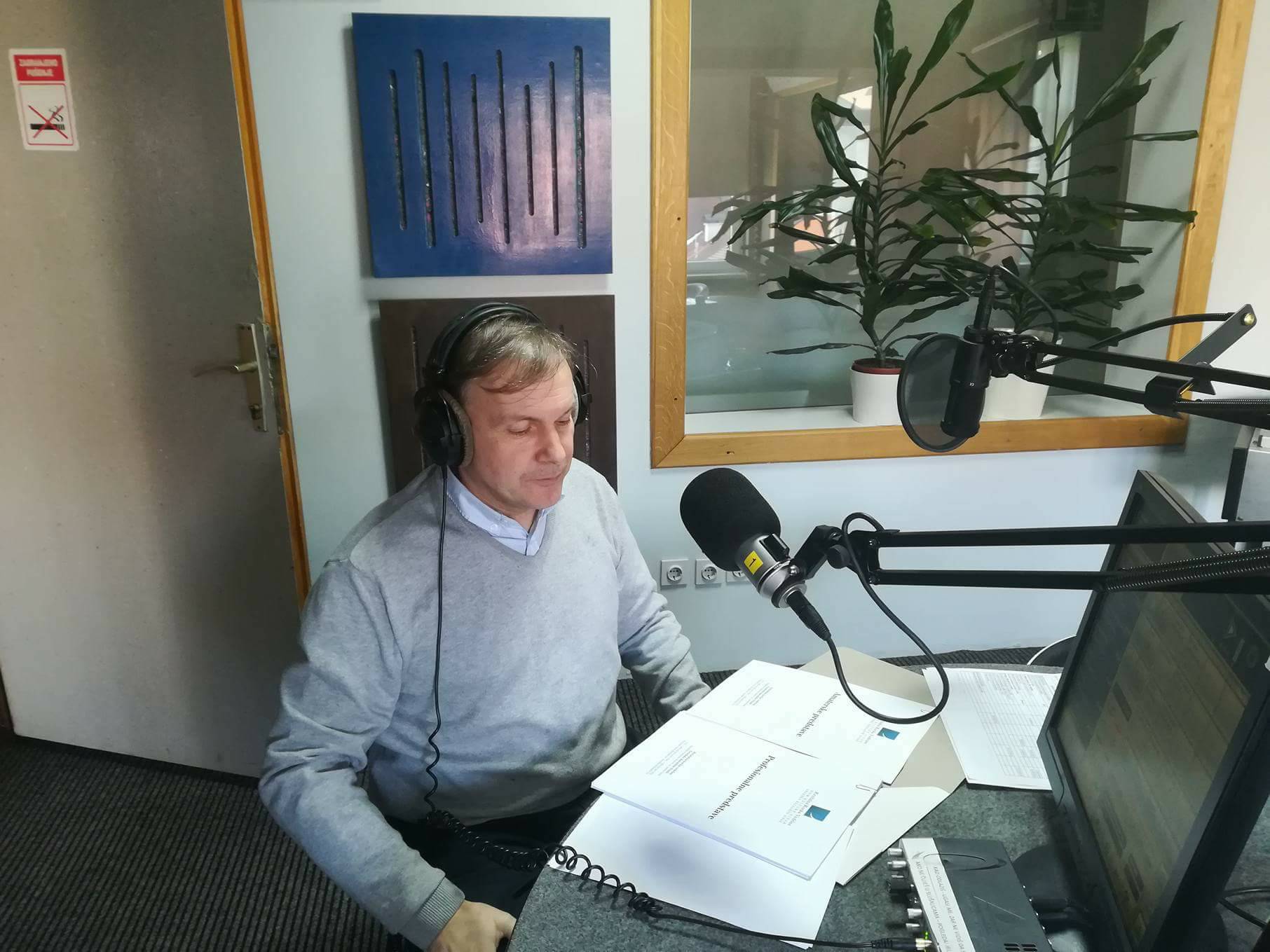 You are currently viewing Ravnatelj Branko Ištvančić najavio programe na Radio Sisku