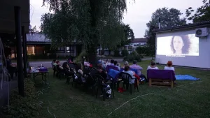 Pročitajte više o članku Započelo Ljetno kino na otvorenom