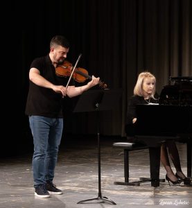 Read more about the article Duo Dropulić i Gilming, koncert klasične glazbe