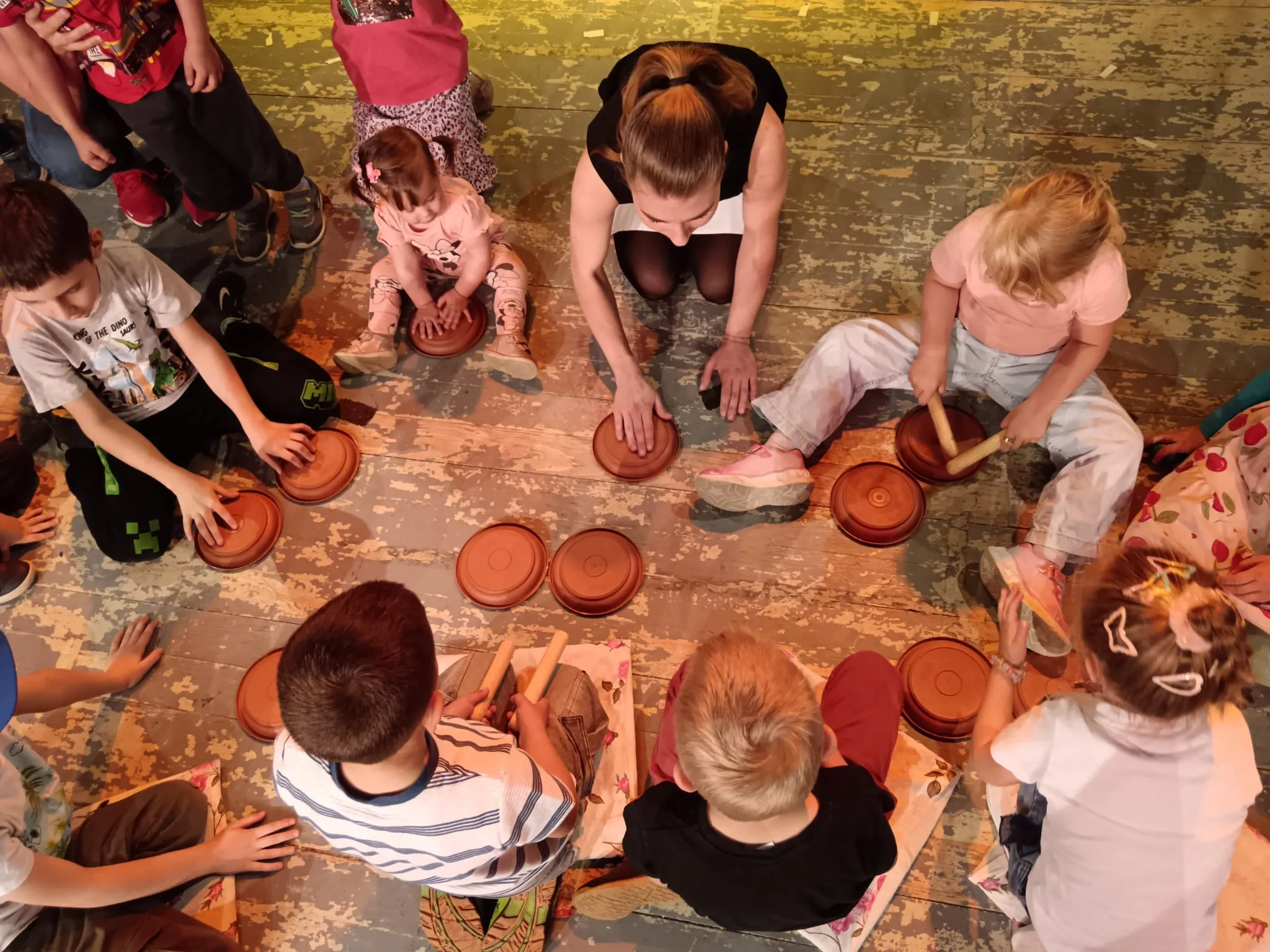 Trenutno pregledavate Održane predstava i radionica na INA KIDs Day-u