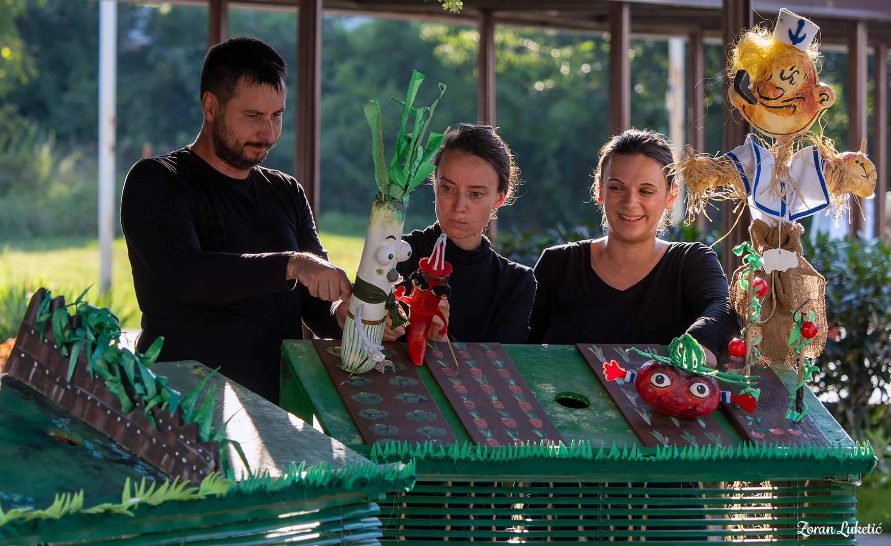 You are currently viewing Lutkarska predstava “O ljubavi, voću i povrću” oduđevila na KULturnom ljetu KKVa