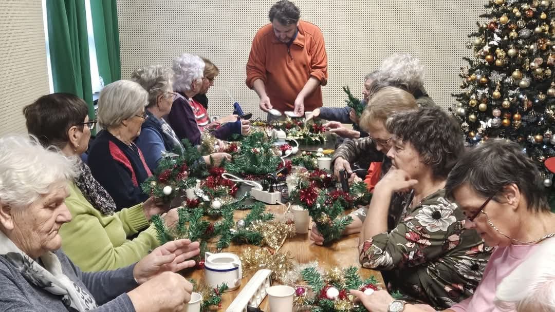 Trenutno pregledavate Adventske radionice božićnih ukrasa za umirovljenike