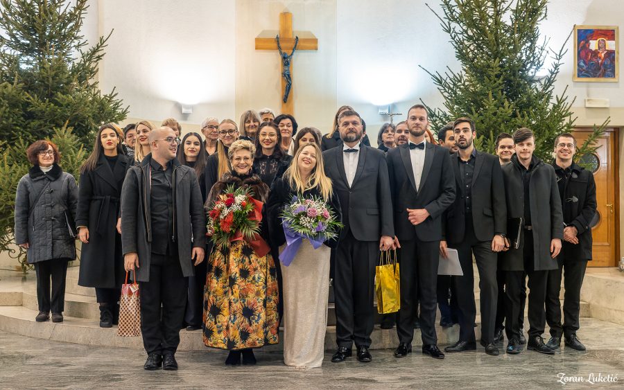 Pročitajte više o članku Održan božićni koncert Messiah u sklopu Adventa u Sisku