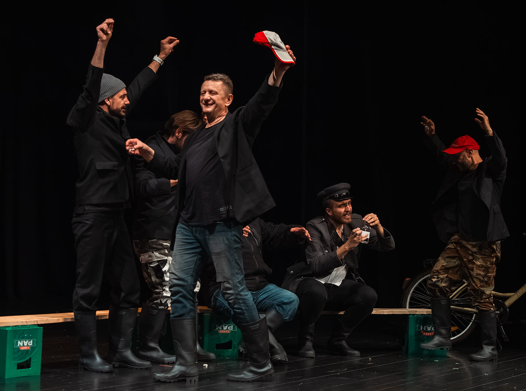 Trenutno pregledavate “Zemlja baka, bedaka i čudaka” na sceni Kazališta 21