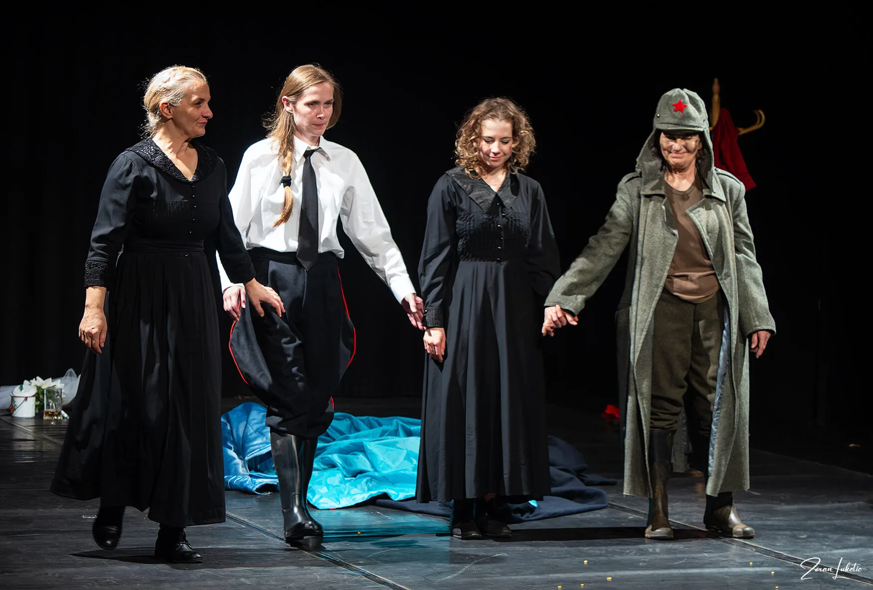 Autor zoran luketić 'Žena himna' prolog (19)