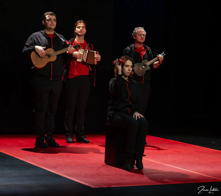 Pročitajte više o članku Teatar Exit gostovao s predstavom “Realisti”