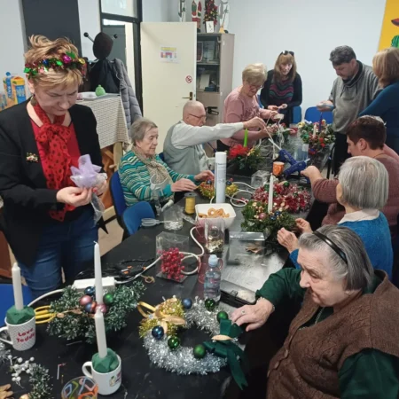 Bozicna radionica za umirovljenike 19 12