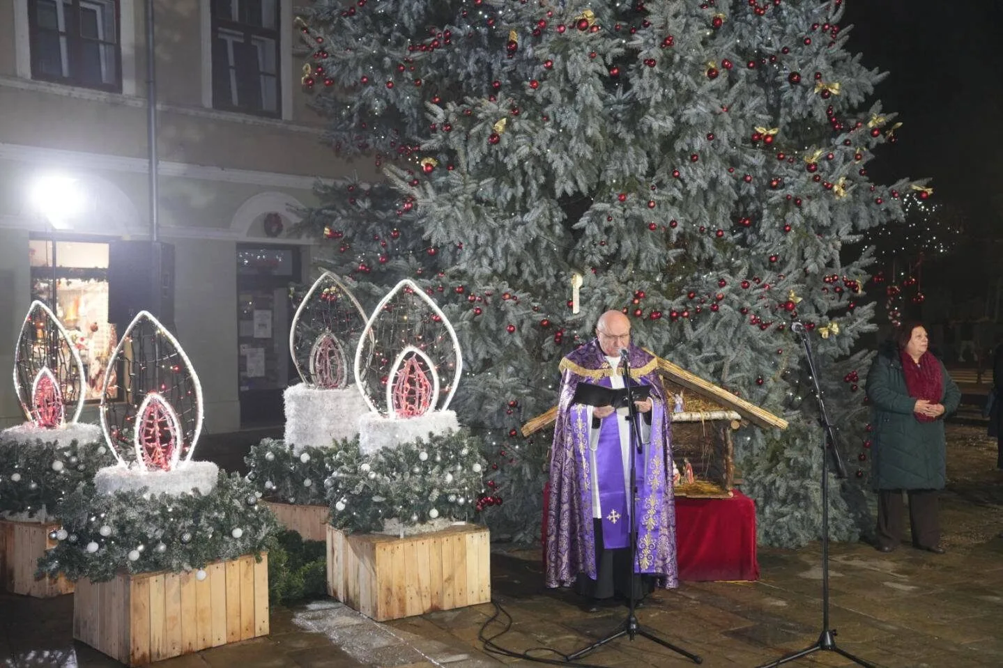 Trenutno pregledavate Svjetlost ljubavi obasjala je Sisak