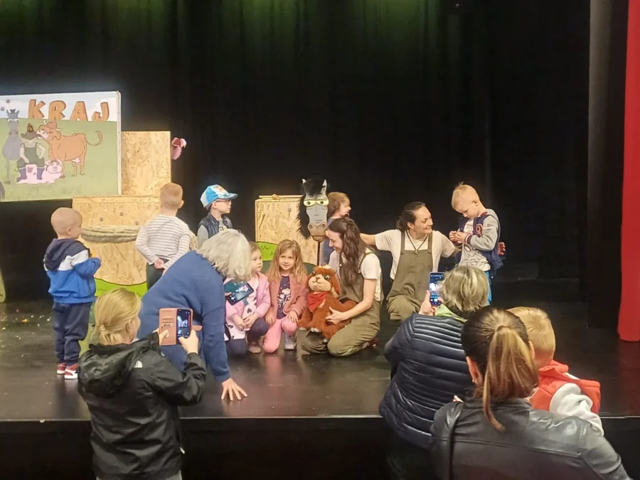 Pročitajte više o članku “Velika priča o maloj Milici” izvedena u Kazalištu 21