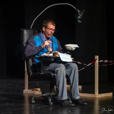 Autor Zoran Luketić Kulturno ljeto KKV a Kompletna istorija pozorišta (ukratko) 20.07.2026.