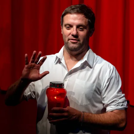Autor Zoran Luketić Predstava Direkt u Glavu 17.07.2026.